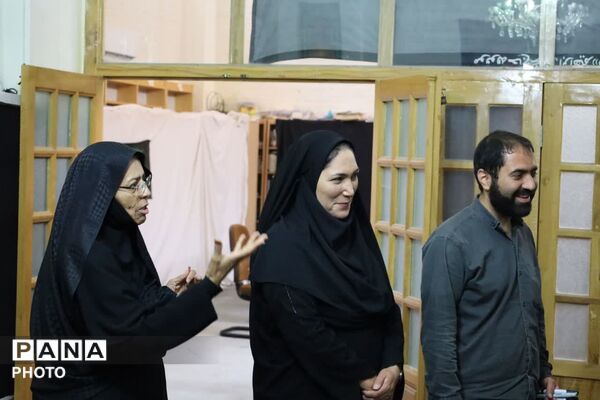  بازدید مدیرکل آموزش و پرورش استان یزد از کلاس‌های جهادی مسجد ملا اسماعیل 