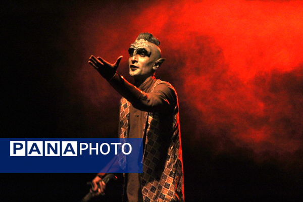 اجرای نمایش عاشقانه‌ حماسی شام آخر در یزد