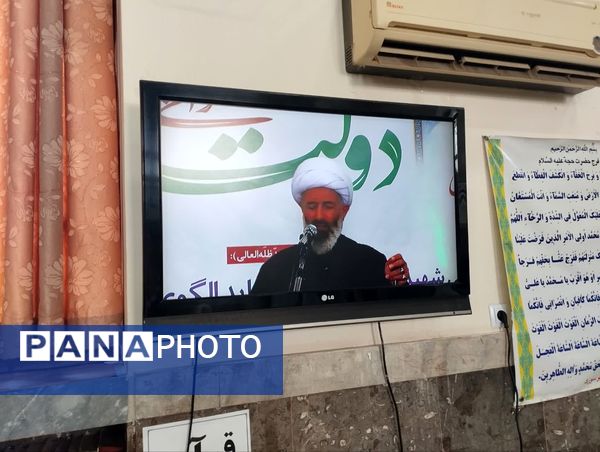 برپایی میز خدمت به‌مناسبت هفته دولت در میاندورود 