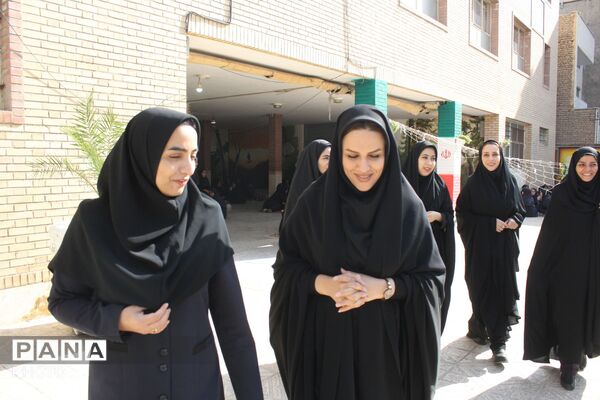 صبحانه سالم در دبیرستان ساره ورامین