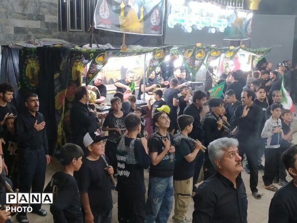 عزاداری مردان با غیرت وزنان شیردل این سرزمین در روستای بابان دردسته