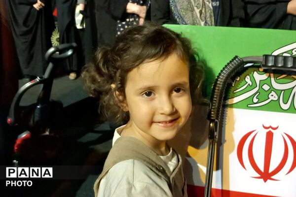 شور و حماسه ی مردمان قرچک در صد و دومین  شب از تجمعات مردمی