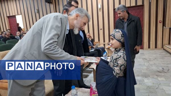 آیین تکریم و معارفه مدیر آموزش‌ و پرورش ناحیه یک کرج