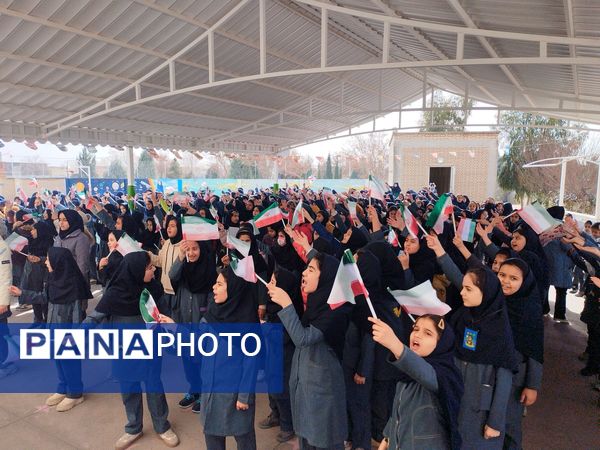 جشن میلاد امام زمان(عج) در دبستان فرهنگ فرازمند