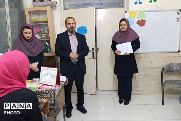 نشست انجمن اولیا و مربیان مدرسه غیردولتی جهان تربیت