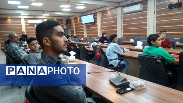 جلسه دوم دوره خبرنگار شو پسران