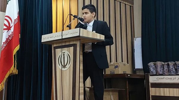 تقدیر از دانش‌آموزان و فرهنگیان البرز در مسابقات قرآن،عترت و نماز در کانون امام علی (ع) 