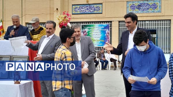 برگزاری جشن  روز معلم در هنرستان شهید دیواندری سبزوار