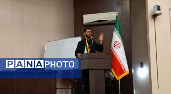 مدرسه مقاومت و میعادگاه وحدت