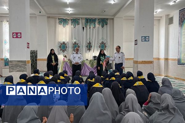 جوانه‌های امید در اردوی پرشور دانش‌آموزی پیشوا