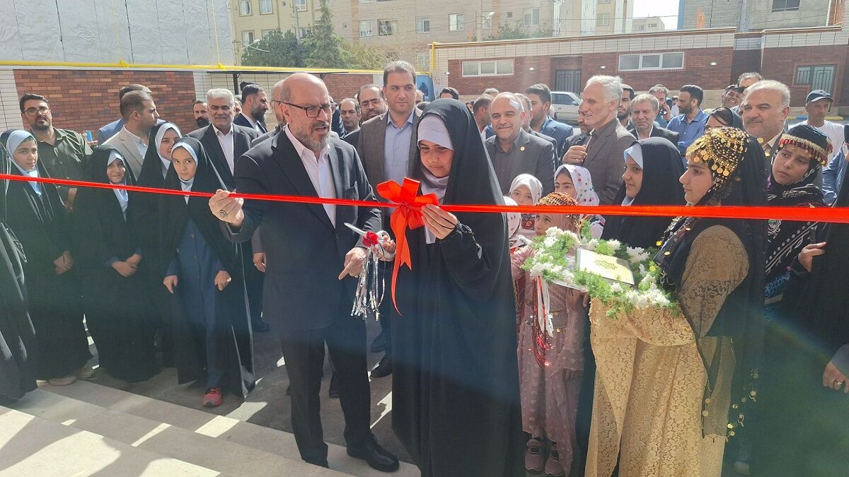 افتتاح 2 مدرسه جدید در شهرک وحدت نگارستان  در البرز 