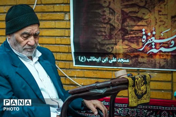 برپایی سفره افطاری در مسجد علی ابن ابیطالب نسیم‌شهر