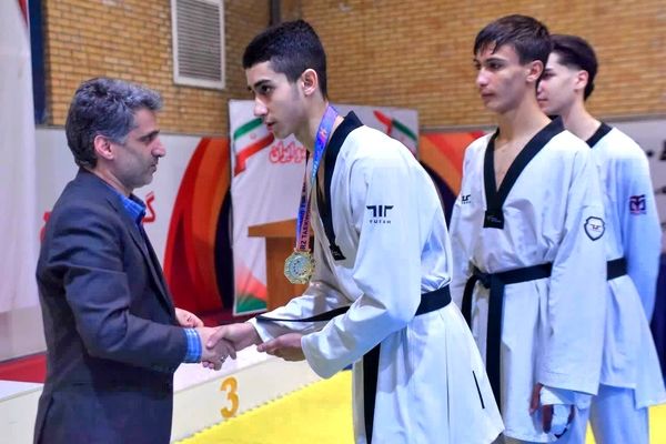 پارسا هوشیار با قهرمانی مقتدرانه در انتخابی تیم ملی، فنی‌ترین بازیکن نوجوانان کشور شد