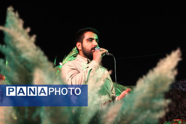 روایت ایثار و مقاومت در یادواره شهدای هشت سال دفاع مقدس