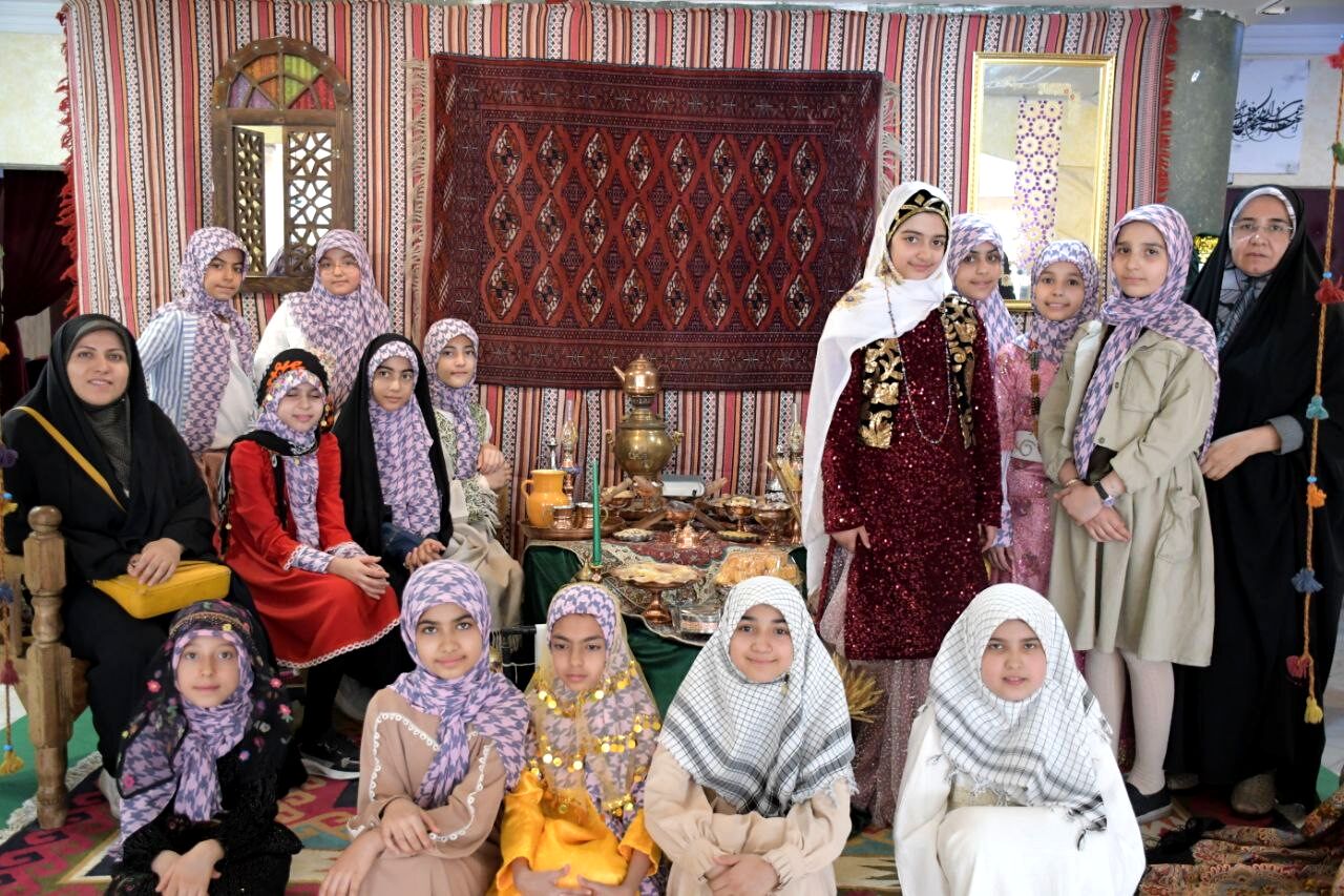 نقش بی‌بدیل مربیان تربیتی در شکوفایی نسل آینده در همایش منطقه ۵ تهران بازخوانی شد