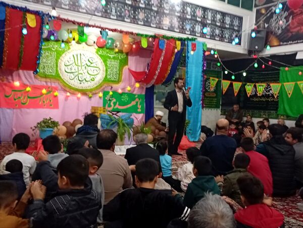 تکیه حسینی غرق در شادی علوی