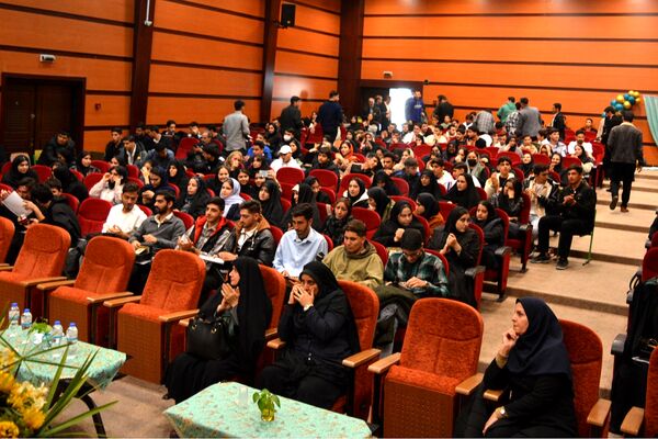 تجلیل از افتخارآفرینان کنکور