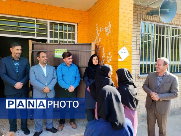 نواختن زنگ آغاز هفته سلامت روان در شهرستان سملقان