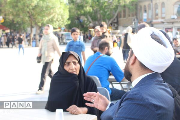فعالیت جهادی طلاب در موکب‌های خدمت‌رسانی