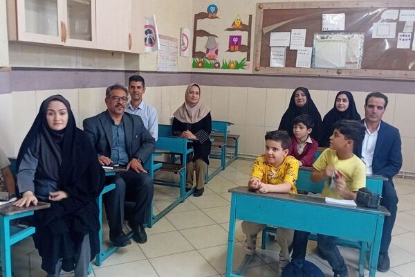 آیین افتتاحیه طرح حامی در دبستان نیک‌آیین یک