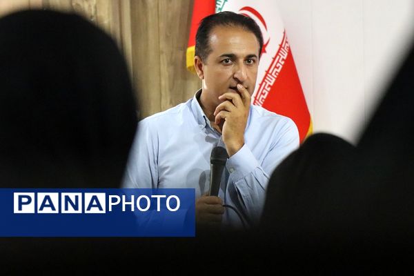 همایش انتخاب رشته کنکور در شهرستان پاکدشت 