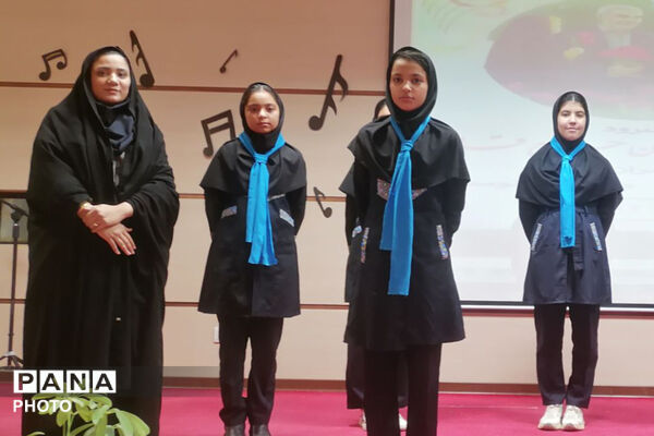 چهارمین جشنواره سرود فرزندان حاج قاسم در شهرستان فیروزه