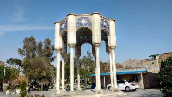 تلفیق بهار، معنویت و تاریخ