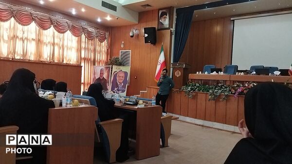 دوره آموزشی خبرنگاری و خبر نویسی در فرمانداری نیشابور 