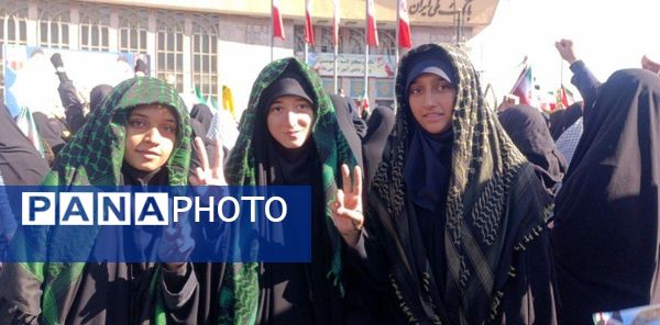 حضور پرشور آینده‌سازان ایران در راهپیمایی روز دانش‌آموز در همدان 