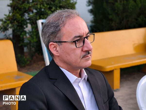 هم اندیشی خانواده و مدرسه در جلسه اولیا و مربیان