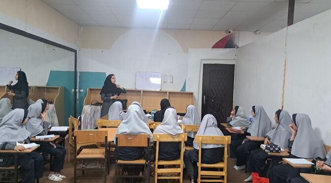 پویش «معلم میدان»  جهادی در قالب رفع اشکال دانش‌آموزان