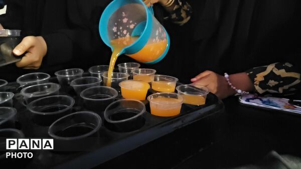 موکب سازمان دانش‌آموزی حاجی‌آباد؛ میعادگاهِ خدمت به جاماندگانِ اربعین