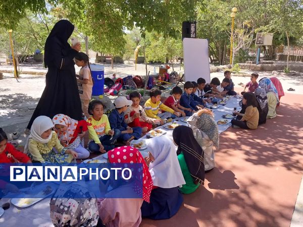 اردو تفریحی کلاس‌های اوقات فراغت آرامگاه شهید مدرس(ره)