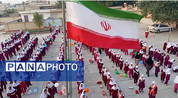 جشن «هفته سلامت روان» در مدرسه شهید سمیه میناب