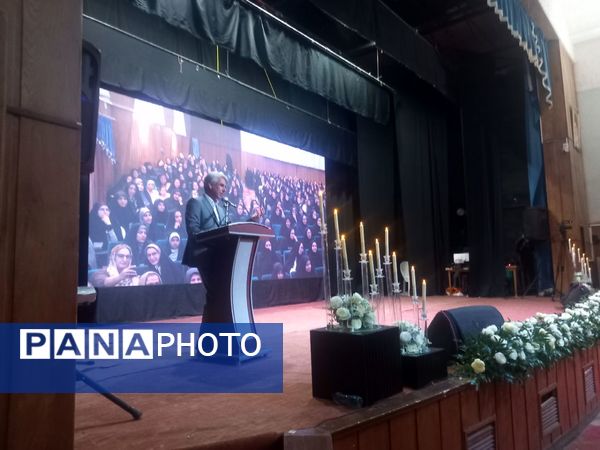 برگزاری ویژه برنامه نکوداشت مقام معلم در شهرستان کاشمر 