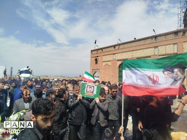 تشییع پیکر پاک شهید بشنیجی در محمدشهر کرج