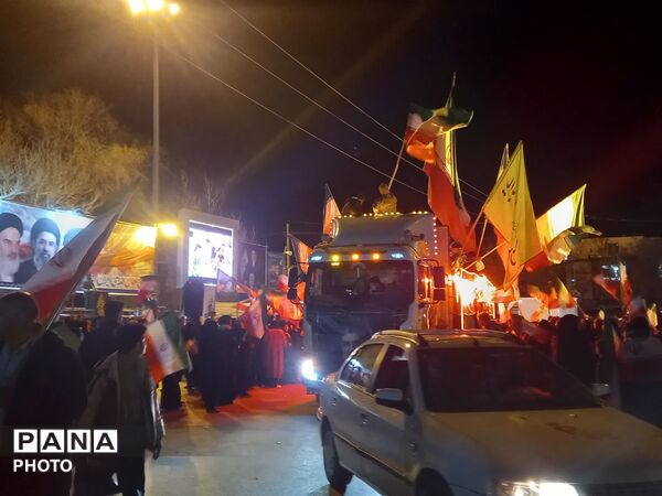عطر رضوی در موج پنجاه و پنجمین شب اجتماع مردم شریف دلفان