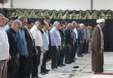 دانش آموزان و دبیران میزبان نماز جمعه این هفته شهر قیامدشت