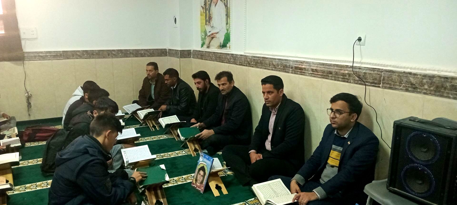 آیین معنوی انس با کلام‌الله در مدرسه شهید صادقی 