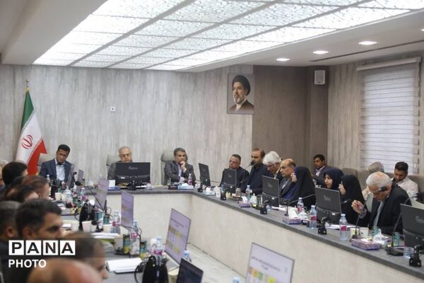 پنجمین نشست شورای آموزش‌وپرورش هرمزگان