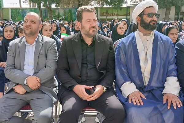 آیین بازگشایی مدارس با حضور نماینده مجلس شورای اسلامی در کهریزک 