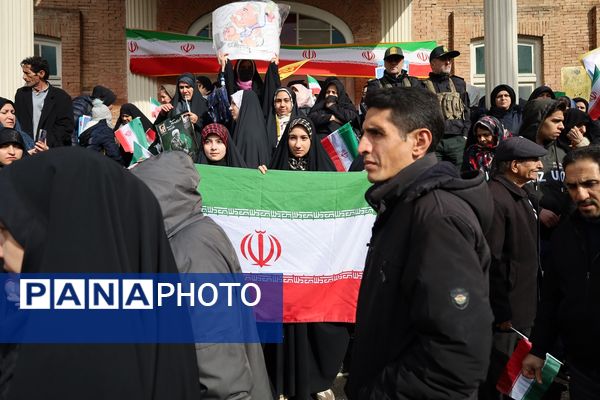 راهپیمایی 22 بهمن در آذربایجان غربی