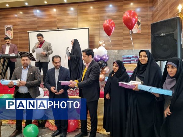 آیین اختتامیه دهمین دوره جشنواره نوجوان خوارزمی در طرقبه شاندیز