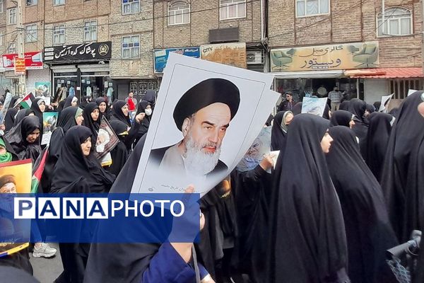 روز قدس یادآور تعهد ما به دفاع از مظلومان در بهارستان دو