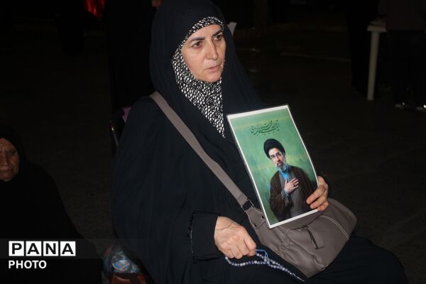 مسجد جامع؛ میعادگاهِ شبانه