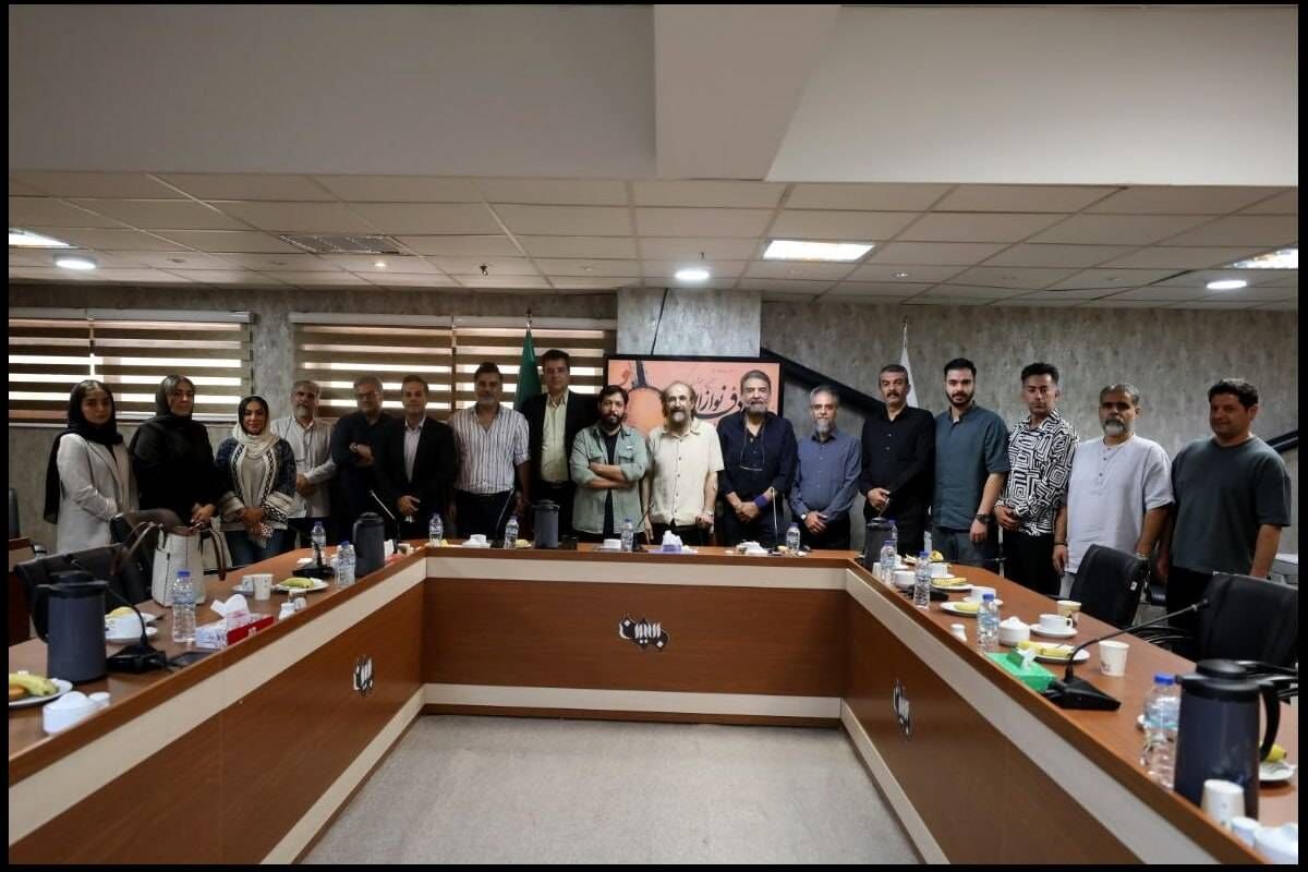 دف نوازان درفرهنگسرای بهمن نشست برگزار کردند