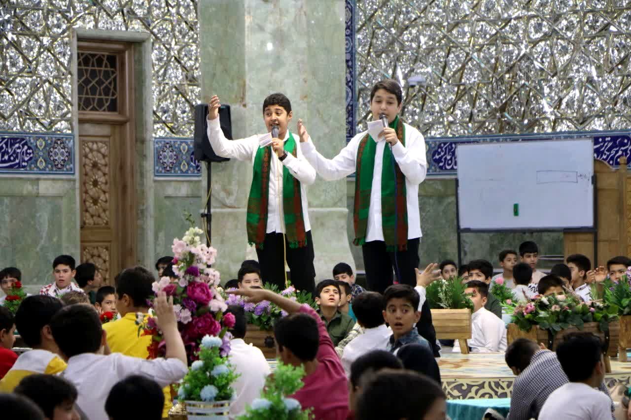 جشن‌ و سرور نوجوانان در مهمانی اخت الرضا(ع)
