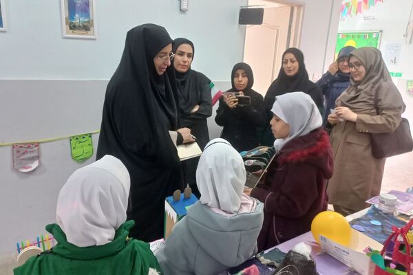 جشن انقلاب در ناحیه دو شهرری با حضور معاون پرورشی و فرهنگی شهرستانهای استان تهران 