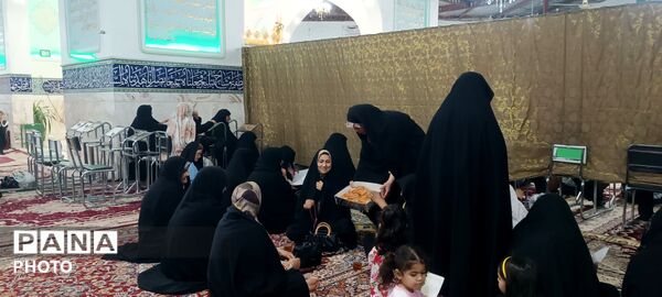 برگزاری مراسم عید غدیر خم در امامزاده سید محمد (ع) کاشمر
