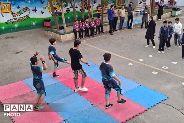 افتتاح کانون‌های ورزشی دانش‌آموزی در مدرسه شاهد خاتم‌الانبیا(ص) قرچک با اجرای طرح «پهلوان سعید»